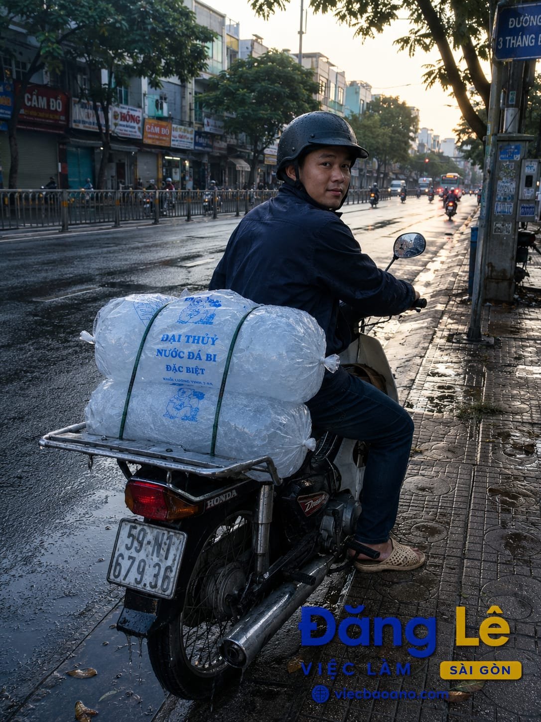 TUYỂN NAM GIAO HÀNG ĐÁ BI XE MÁY