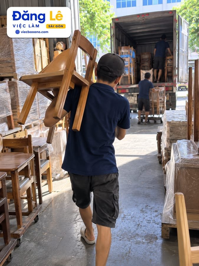 CẦN NHÂN VIÊN PHỤ KHO NỘI THẤT BÀN GHẾ